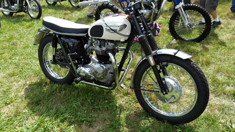 Classic British motorcycles, restored vintage collectible British motorcycles, Doug's Cycle Barn, MA, RI, CT, NH, ME, VT, NY